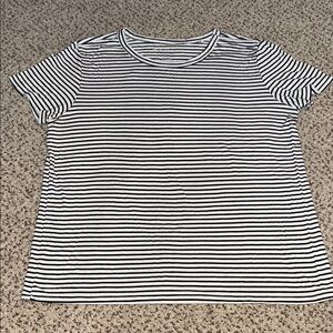 American Eagle Striped Black and White Women's size M Tee